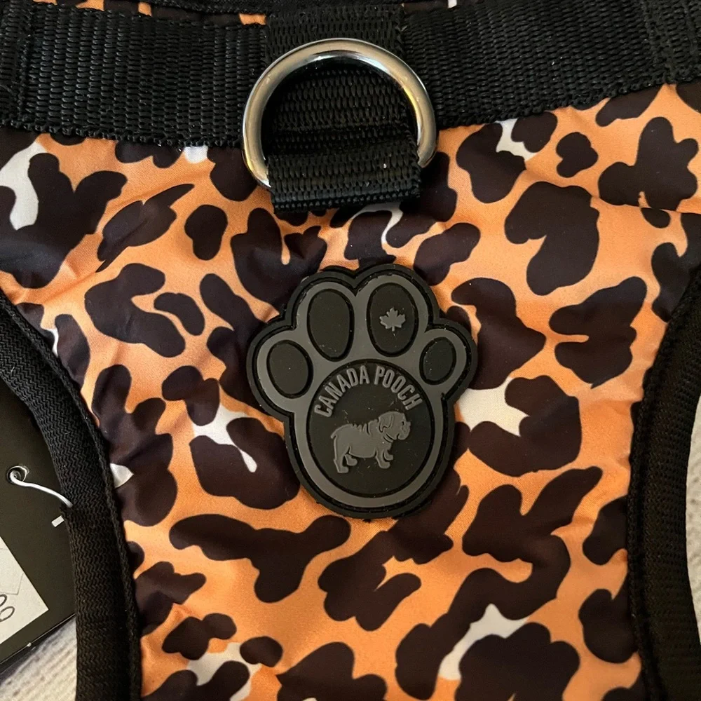 Canada Pooch leopard print The Everything harness sz L. NWT
